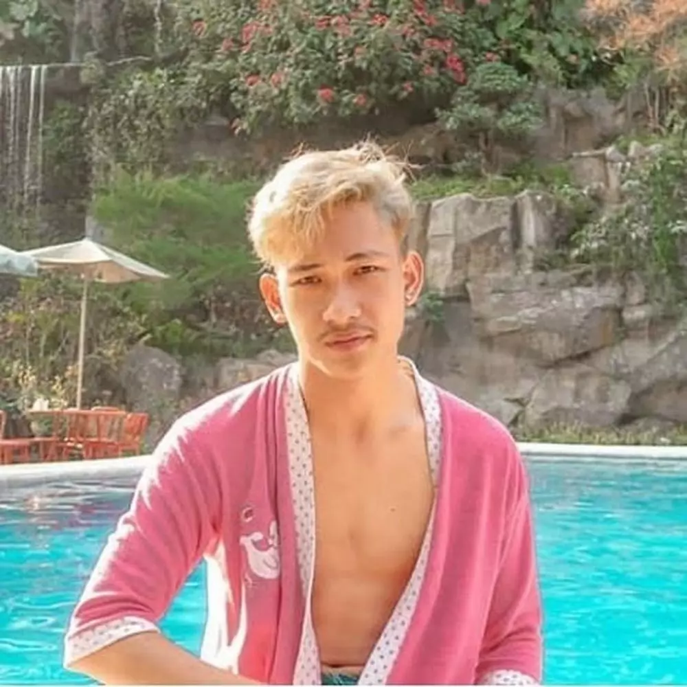 fakta YouTuber Ferdian Paleka © 2020 Instagram/@ferdiandpalekaa ;  Instagram/@ferdianpalekaa