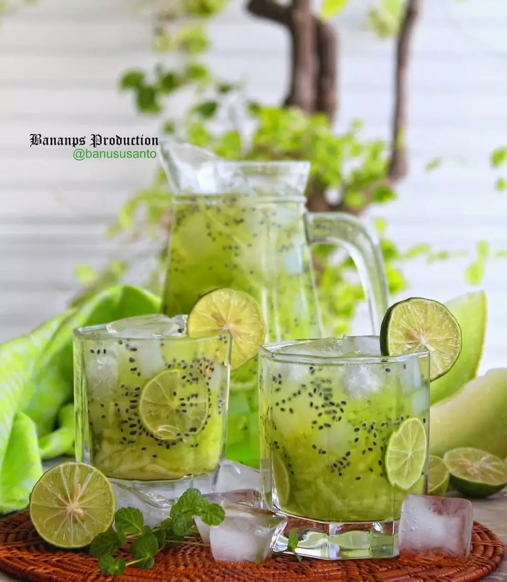 takjil tanpa santan © 2020 Instagram/@tyasprabowo ;  Instagram/@tyasprabowo ; Instagram/@gulfem_gulshop