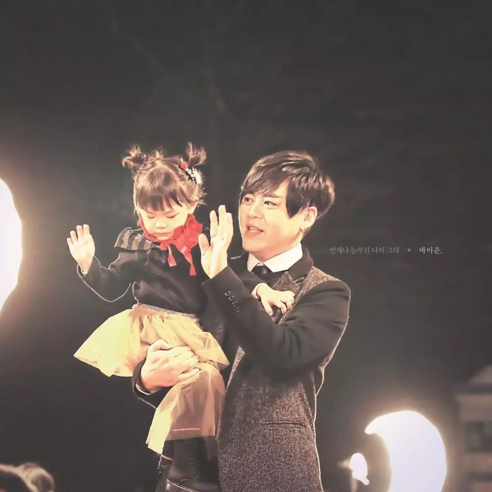 Mantan idol sudah berkeluarga Berbagai sumber 