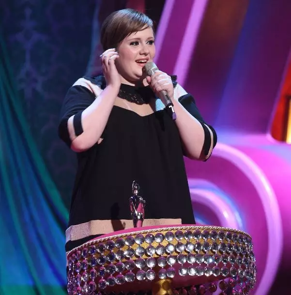 10 Foto transformasi Adele usai diet Twitter