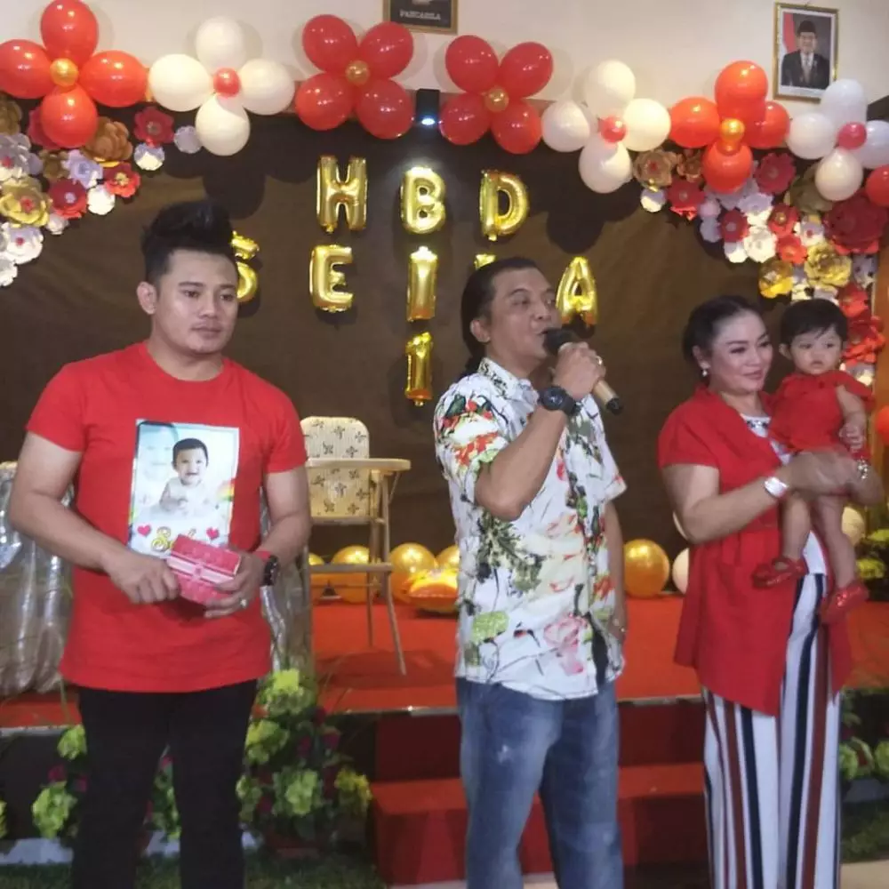 Didi Kempot dan keluarga instagram Didi Kempot dan keluarga instagram