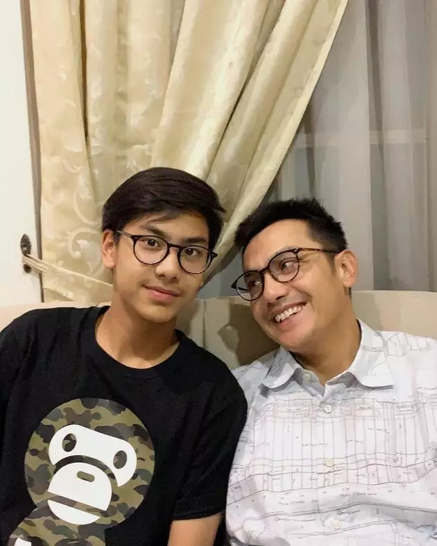 Gunawan dan putra sulungnya © 2020 brilio.net