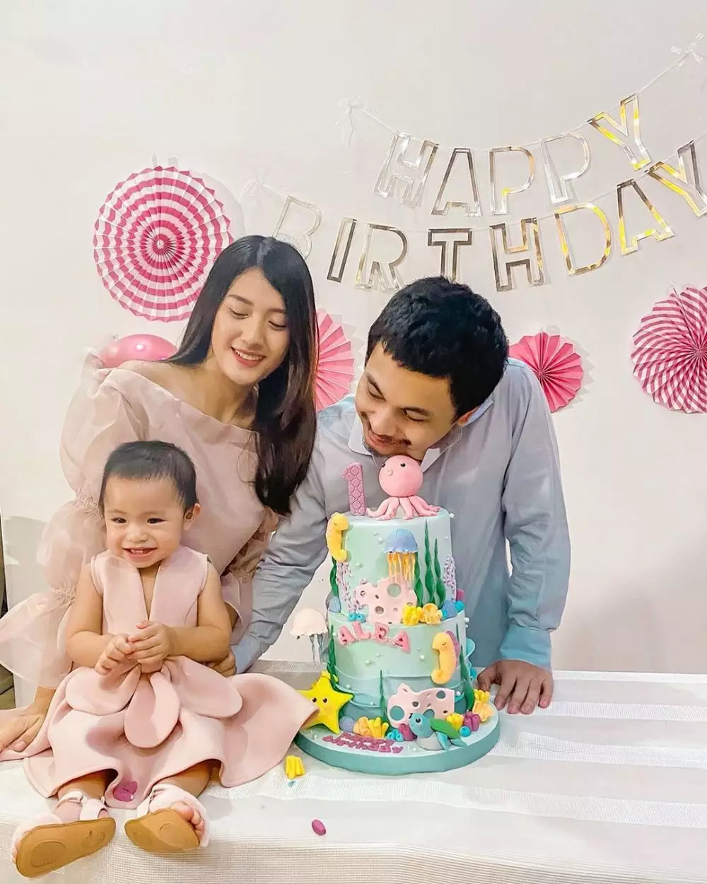 momen ulang tahun putri Raditya Dika instagram