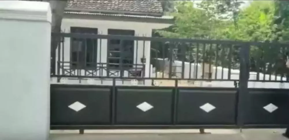 rumah Kekeyi berbagai sumber 