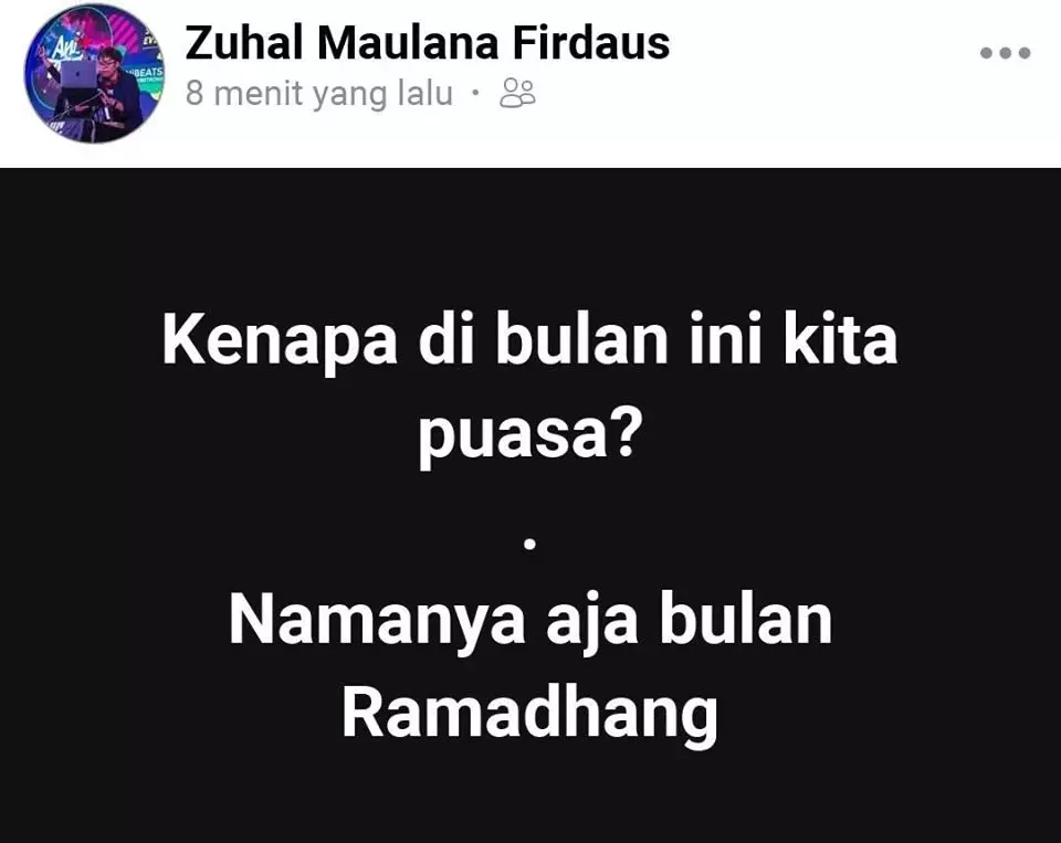 Status plesetan ini absurd Facebook/ Perecehan Stekstual