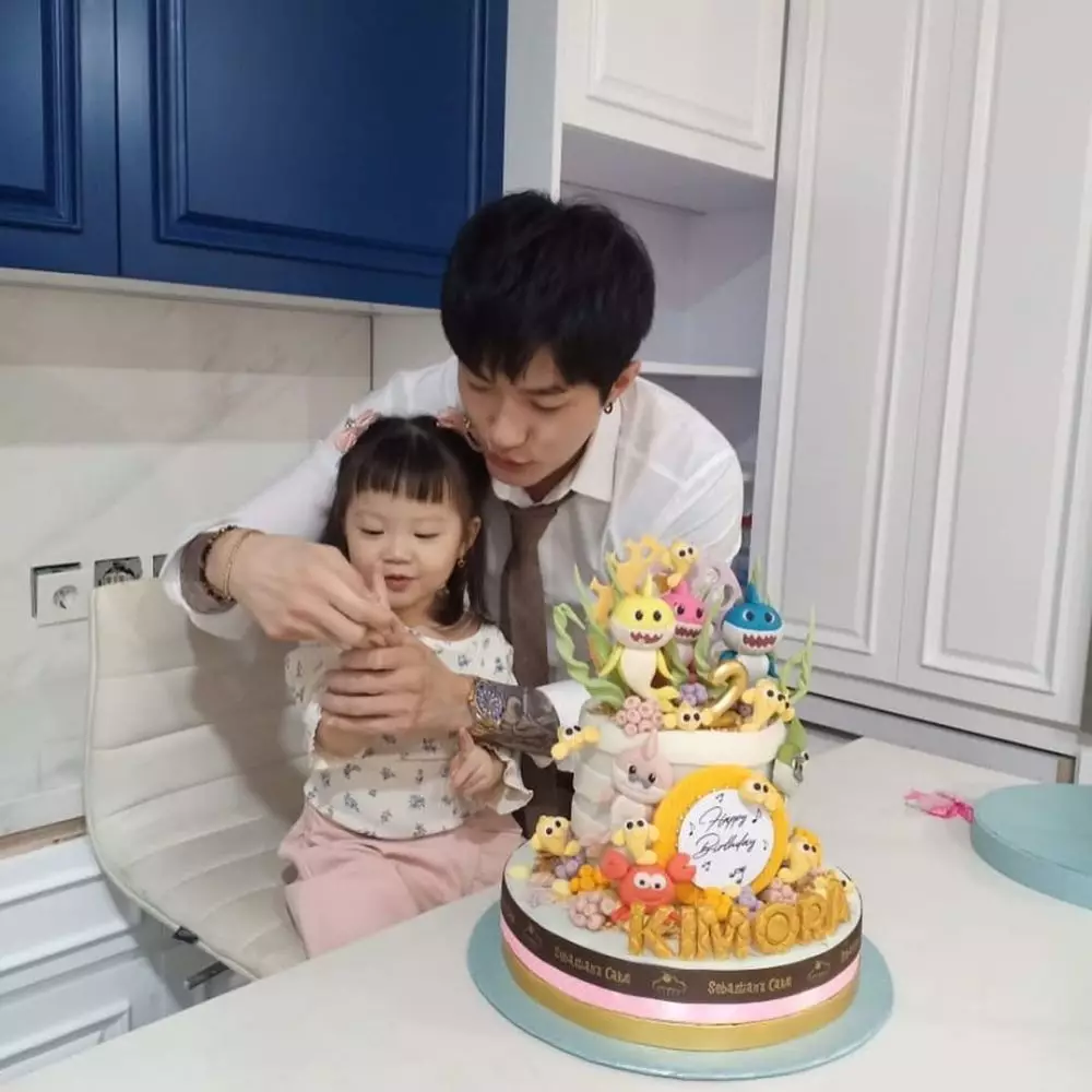 ultah anak lee jeong hoon © 2020 brilio.net