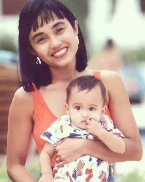 8 Potret masa kecil Cinta Laura Instagram 8 Potret masa kecil Cinta Laura Instagram
