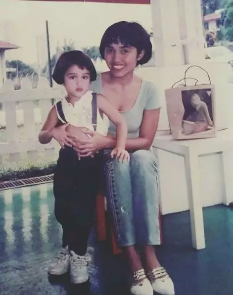 8 Potret masa kecil Cinta Laura Instagram 8 Potret masa kecil Cinta Laura Instagram