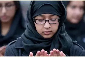 Doa perjalanan agar senantiasa dilindungi Allah beserta artinya