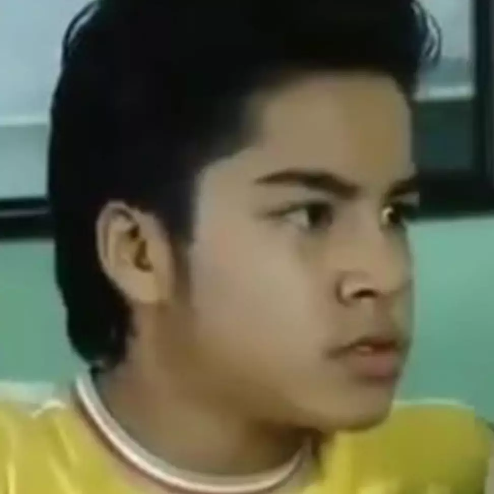 8 Potret terbaru pemeran 'Ricky' di Heart Series, gantengnya manglingi