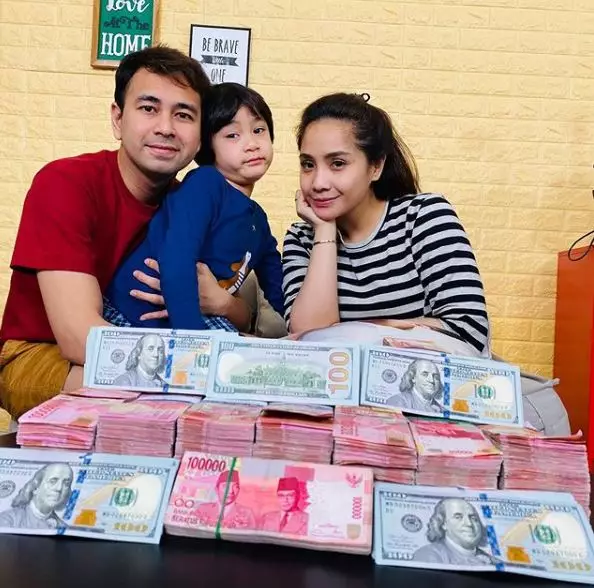 5 potret Keluarga Raffi Ahmad berbagi Instagram