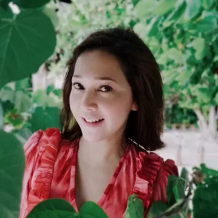 Gaya Maia Estianty jadi dosen tamu saat wabah corona, mengajar virtual