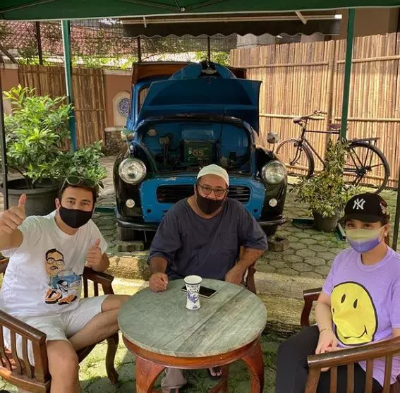 7 Momen Raffi Ahmad ketemu Rano Karno, mau tukar tambah oplet nih?