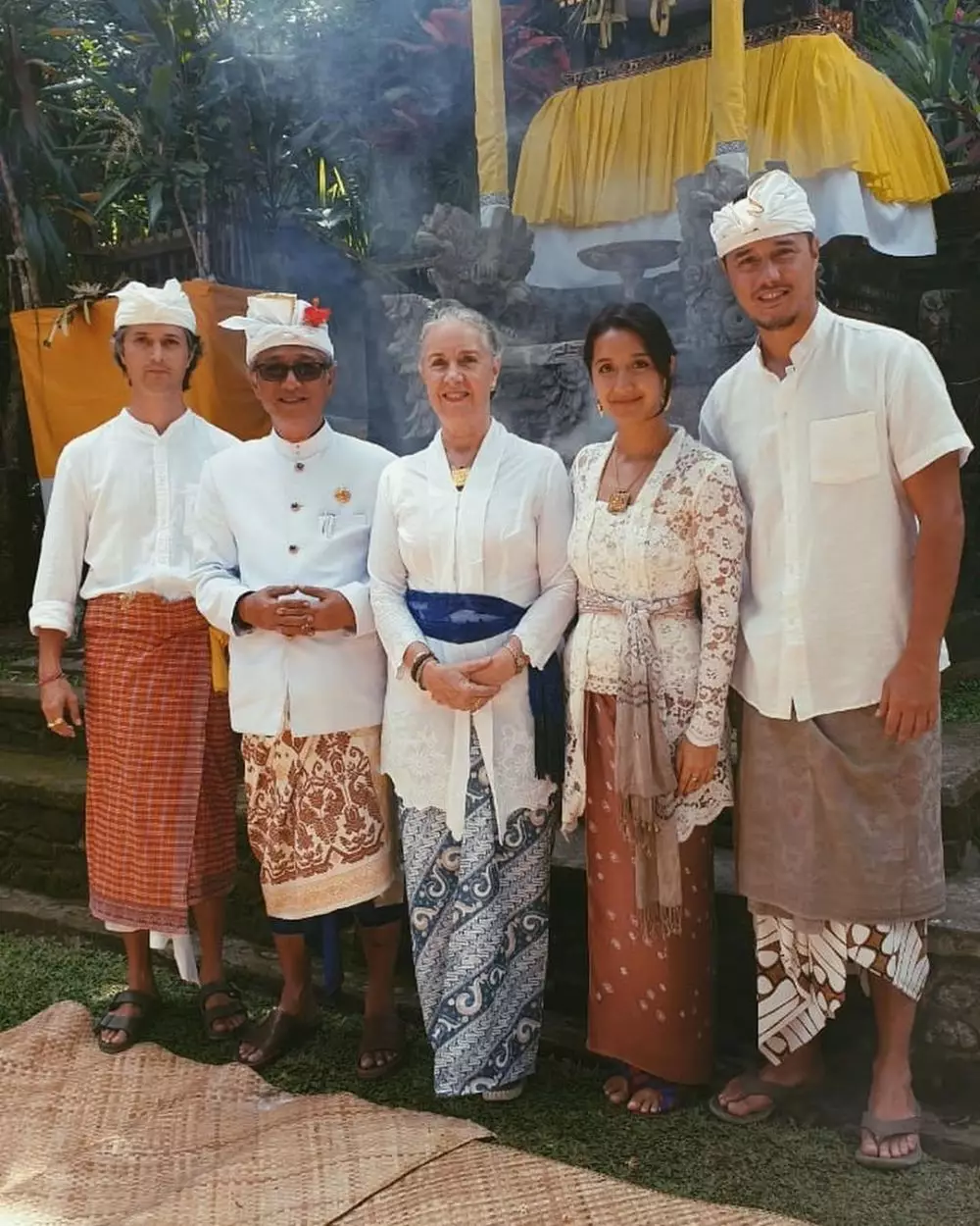 potret sri maya, ipar happy salma instagram