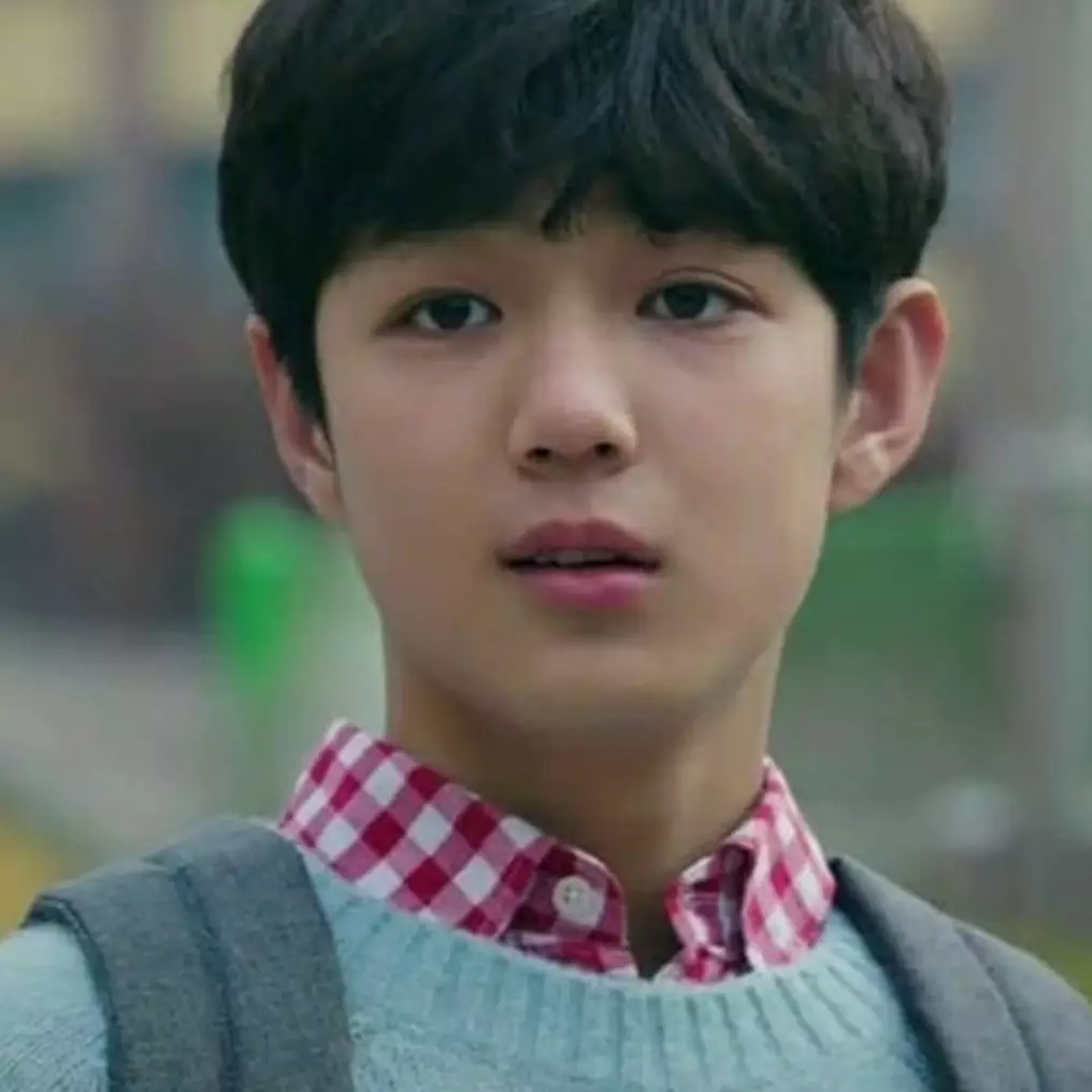 12 Potret Jeon Jin-seo, anak tunggal di The World of the Married