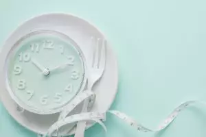 Tips memperbaiki sistem imun saat berpuasa di tengah pandemi Covid-19