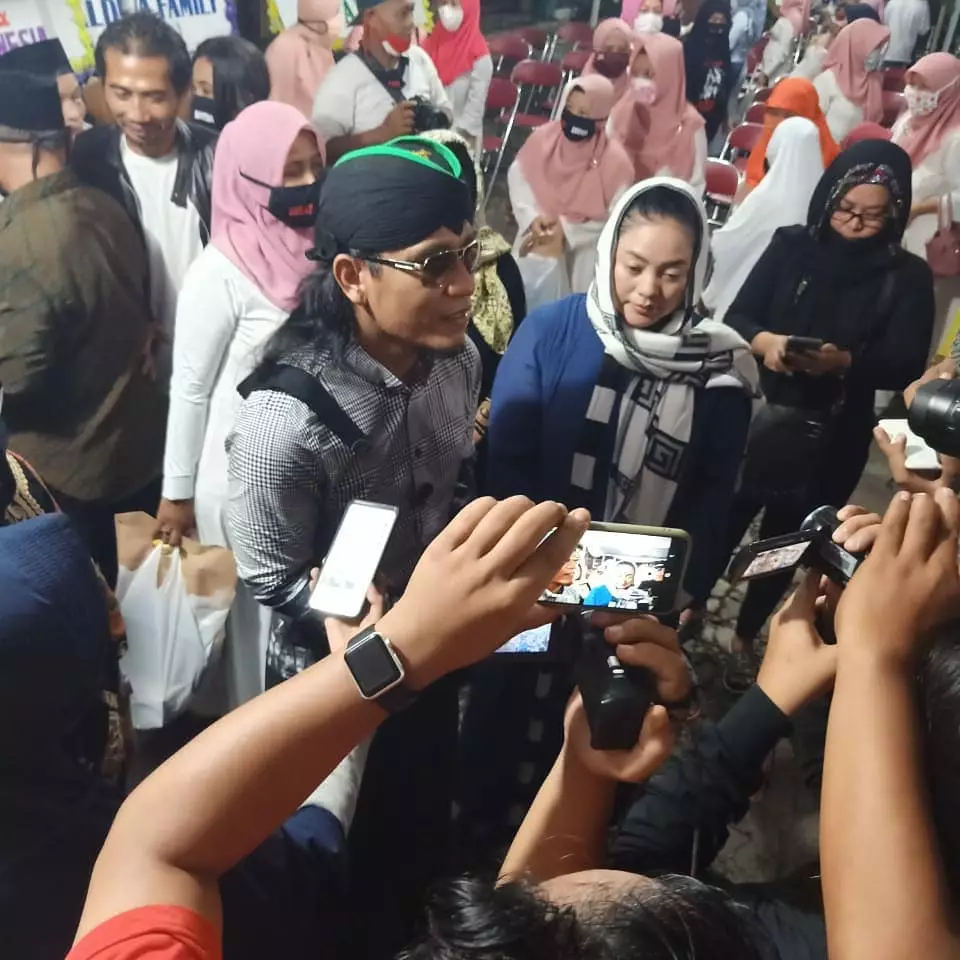 Momen pengajian 7 harian Didi Kempot © 2020 brilio.net Momen pengajian 7 harian Didi Kempot © 2020 brilio.net