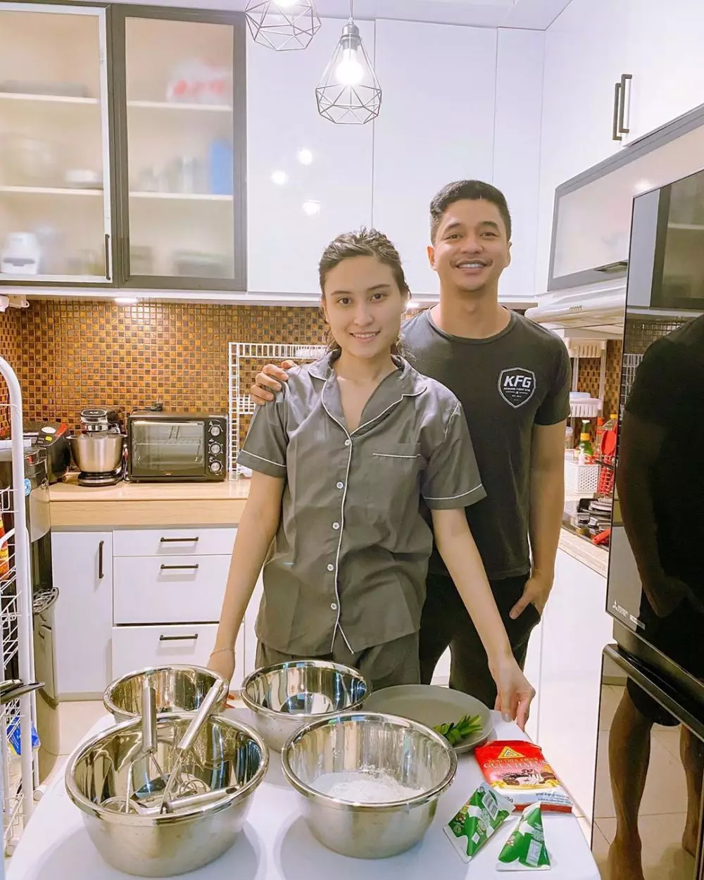 Angbeen Rishi & Adly Fairuz usai menikah © 2020 brilio.net