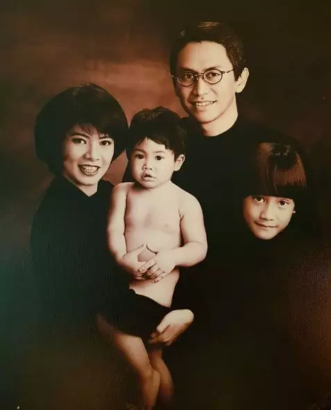 8 Potret masa kecil Kevin Aprilio Instagram 8 Potret masa kecil Kevin Aprilio Instagram