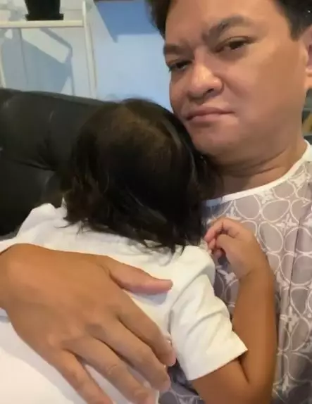 10 potret kompak Hedi Yunus dan anak ART-nya Instagram