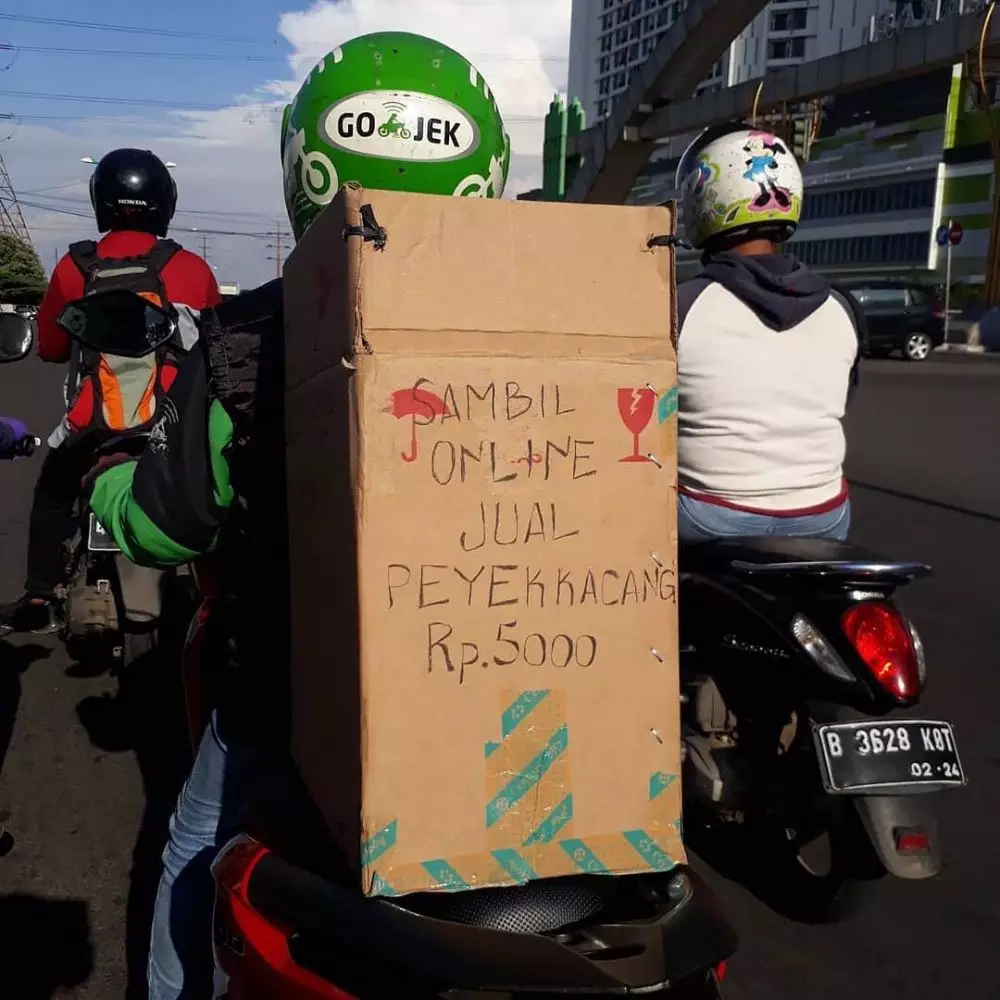 driver ojek online kerja sampingan © 2020 brilio.net