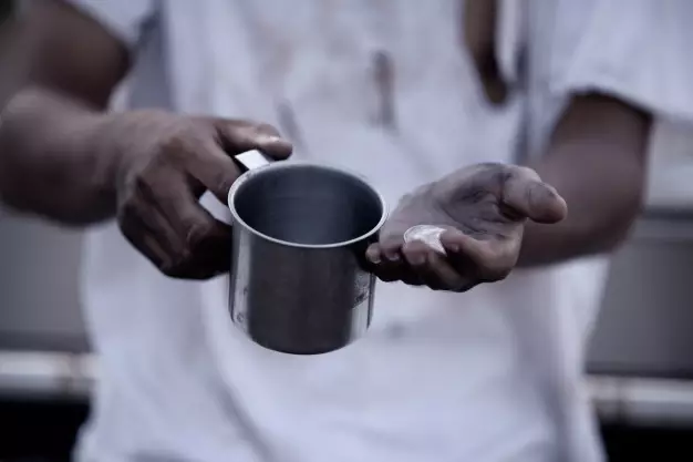 Perbedaan zakat fitrah dan zakat mal  © 2020 freepik.com