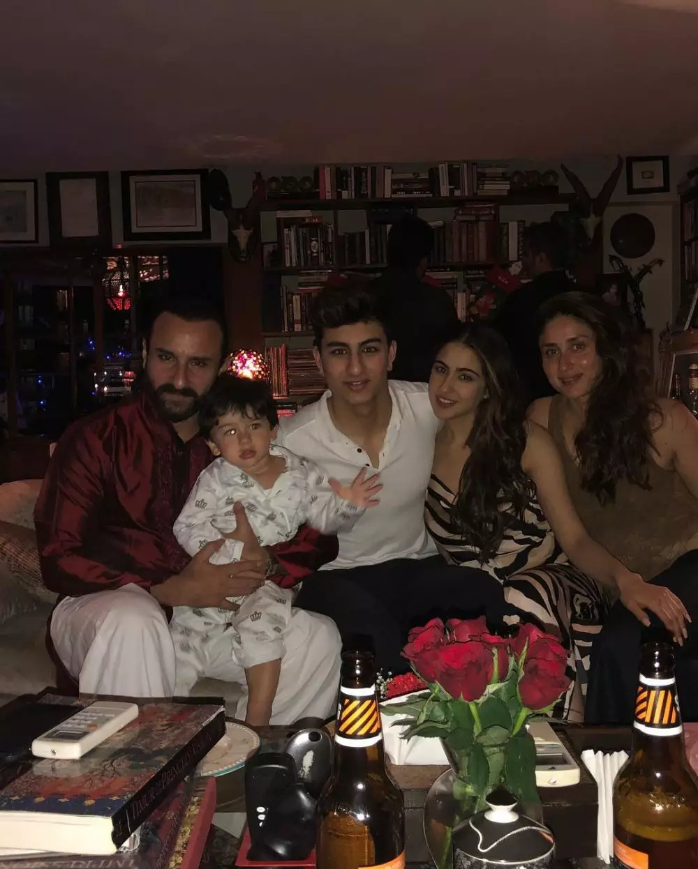 Kedekatan Kareena Kapoor dan Sara Ali Khan Instagram Kedekatan Kareena Kapoor dan Sara Ali Khan Instagram