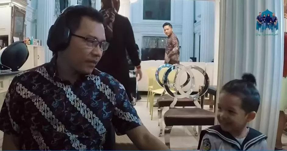 keluarga Anang-Ashanty peragakan mudik berbagai sumber