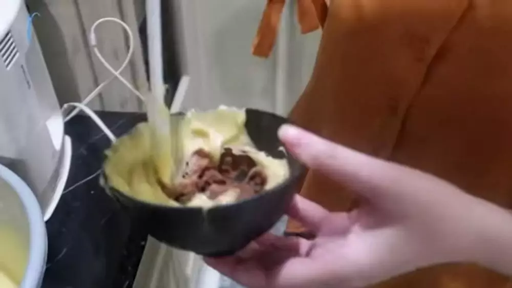 seleb berbagai sumber