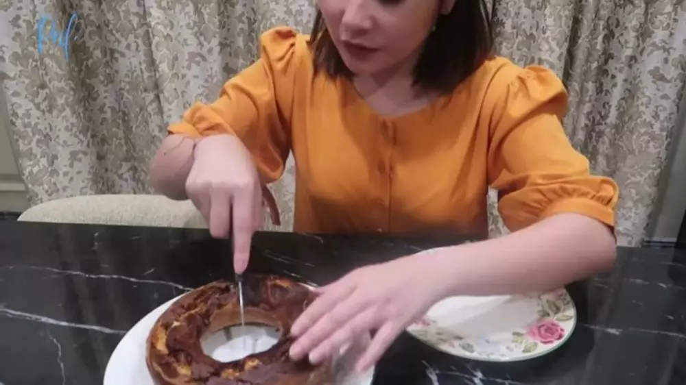 seleb berbagai sumber