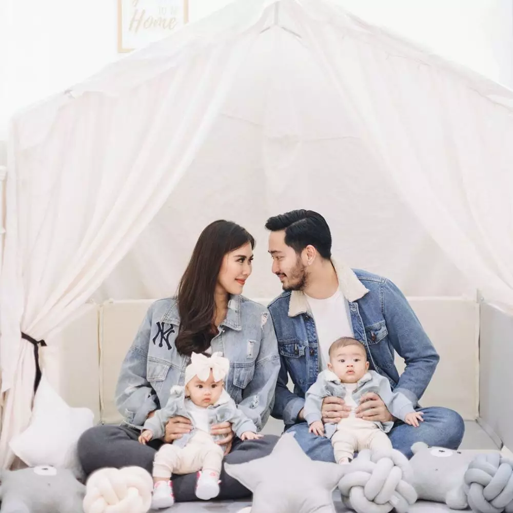 seleb berbagai sumber seleb berbagai sumber