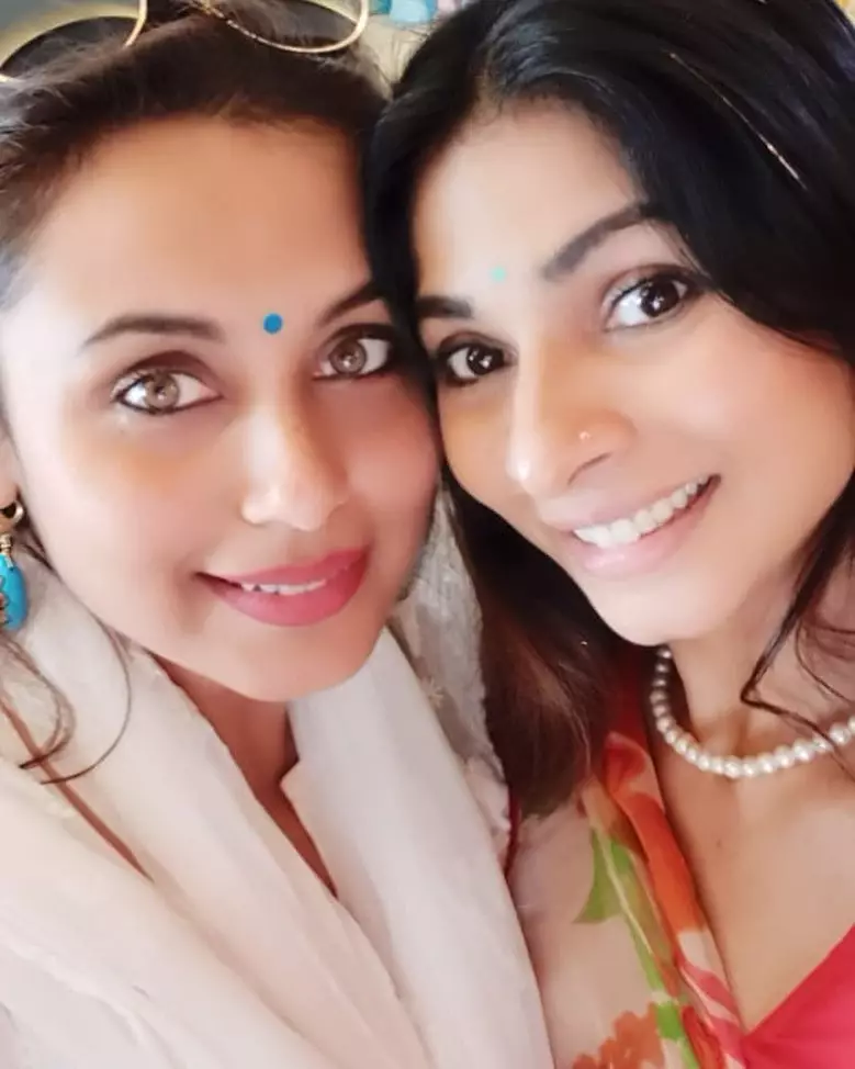 Tanishaa Mukerji adik Kajol Instagram