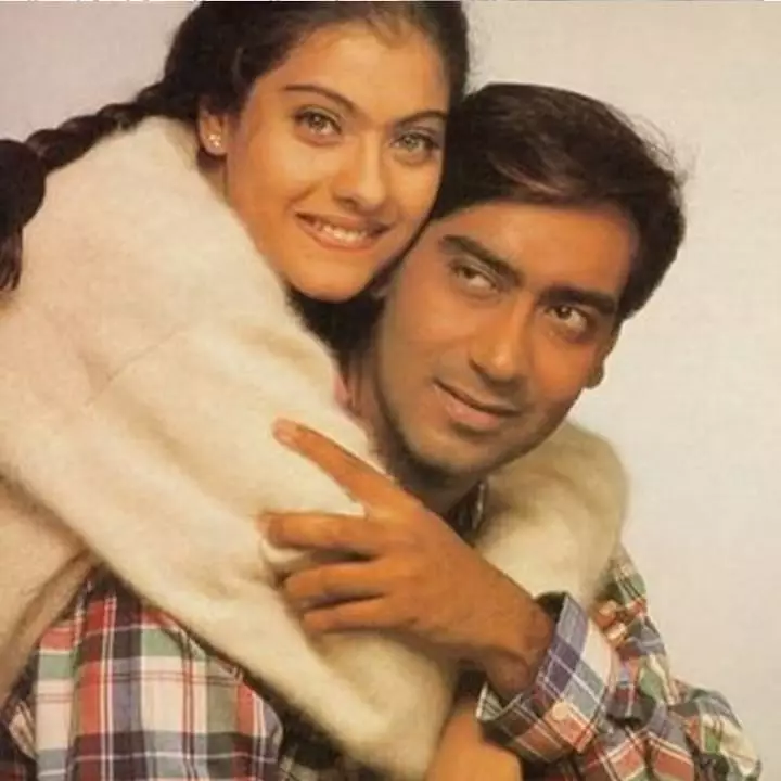 potret lawas kajol dan ajay Instagram