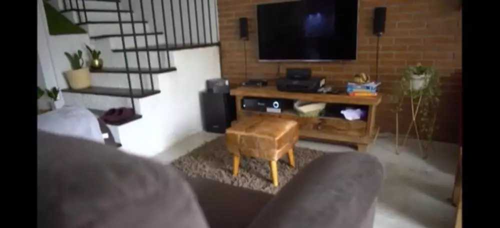 rumah Ayudia dan Ditto berbagai sumber