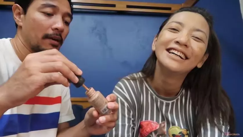 potret hesti sebelum dan sesudah make up youtube