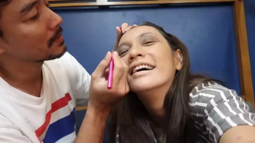 potret hesti sebelum dan sesudah make up youtube