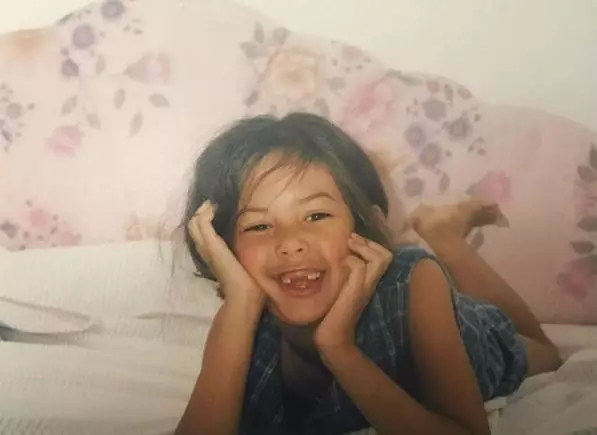 10 Potret Aurelie Moeremans sewaktu kecil Instagram 10 Potret Aurelie Moeremans sewaktu kecil Instagram