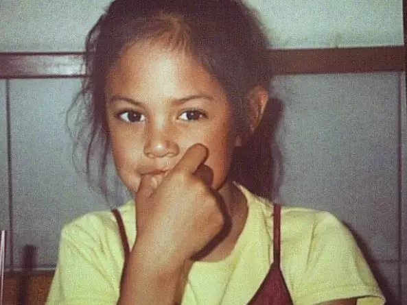 10 Potret Aurelie Moeremans sewaktu kecil Instagram 10 Potret Aurelie Moeremans sewaktu kecil Instagram