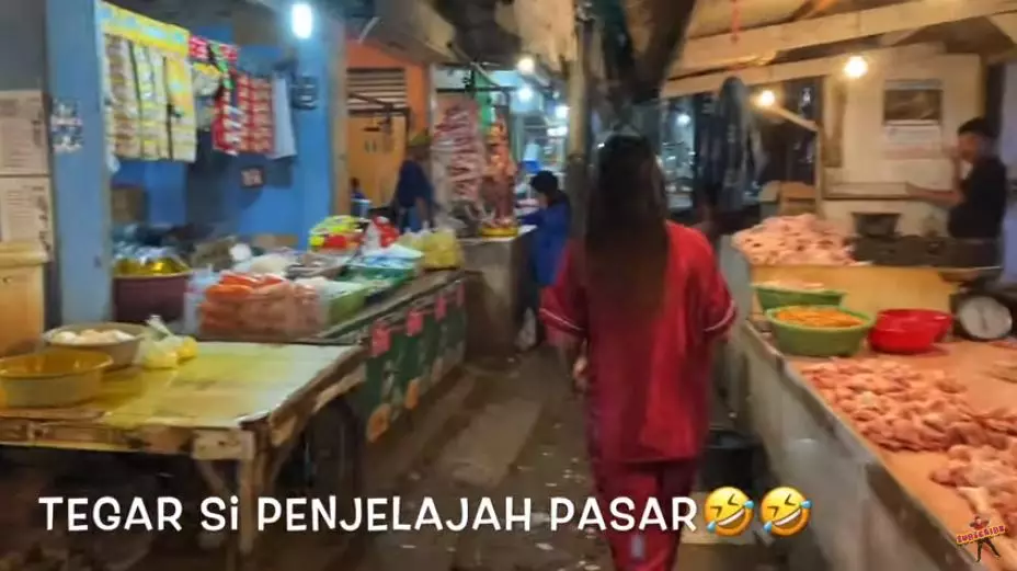 Momen Tegar temani istri belanja © 2020 brilio.net