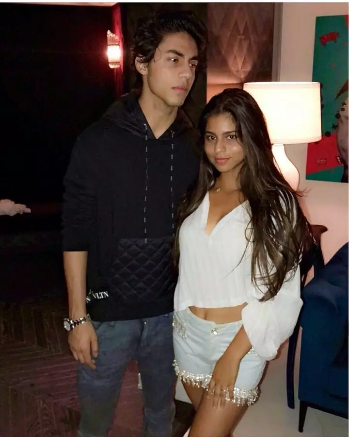 kedekatan seleb cewek bollywood dengan saudara cowoknya instagram kedekatan seleb cewek bollywood dengan saudara cowoknya instagram