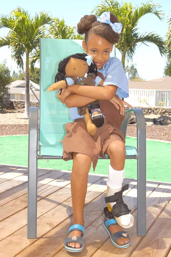 Potret boneka khusus disabilitas Instagram/@a_doll_like_me Potret boneka khusus disabilitas Instagram/@a_doll_like_me