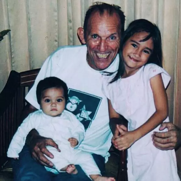 8 potret Caitlin Halderman sewaktu kecil Instagram