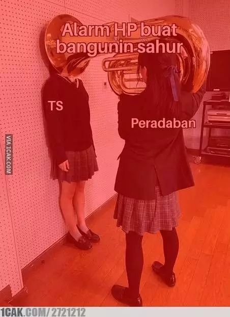 alarm sahur absurd berbagai sumber