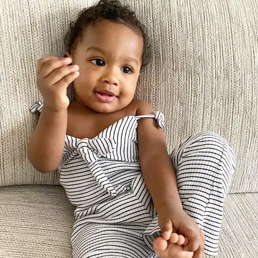 10 Potret gemas Kimberly Akira anak Kimmy Jayanti, curi perhatian