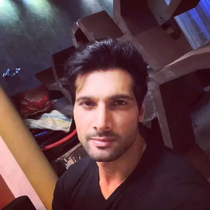 kabar Mahabharata berbagai sumber