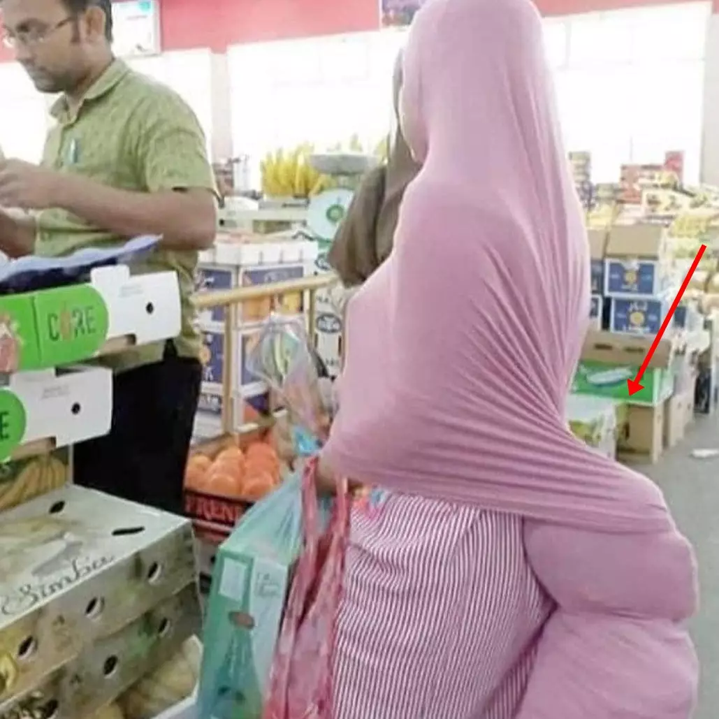 10 Momen absurd waktu belanja ini cuma emak-emak yang paham