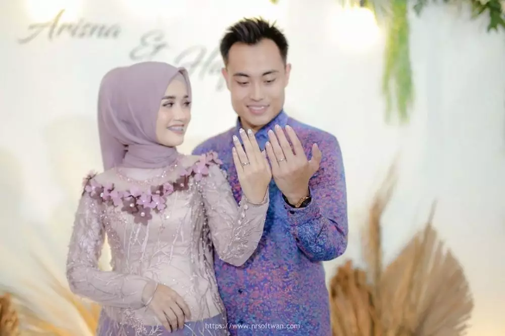 pebulu tangkis dan kekasih instagram