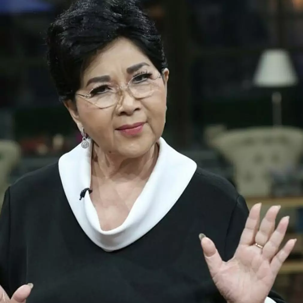 8 Potret Titiek Puspa saat muda, primadona pada masanya