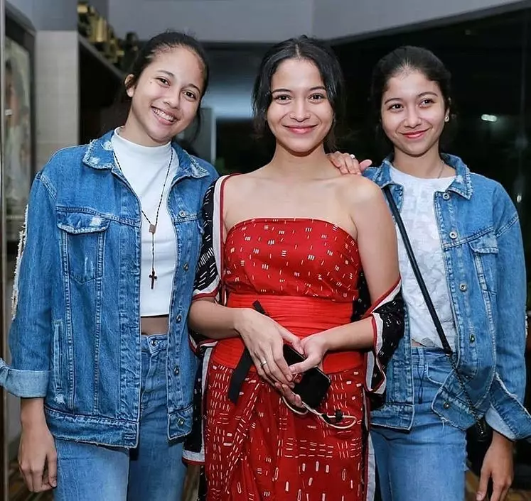 potret seleb dengan trio bersaudara instagram
