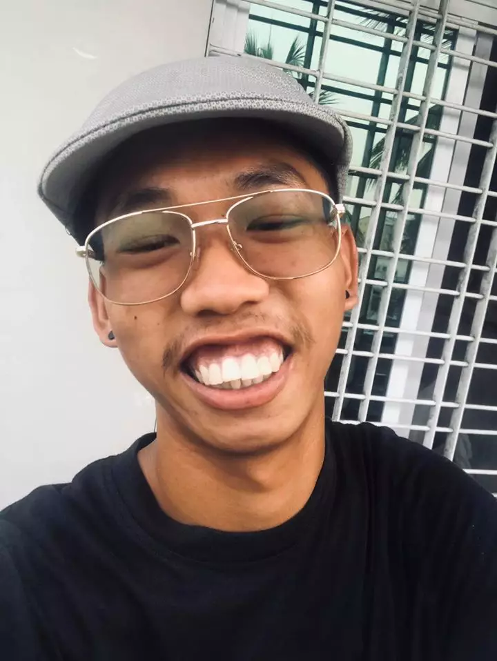 Sosok orang yang tirukan gaya lee min ho Facebook 